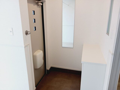 【玄関】 | ル・トロ | 毎日通る玄関はこちらです