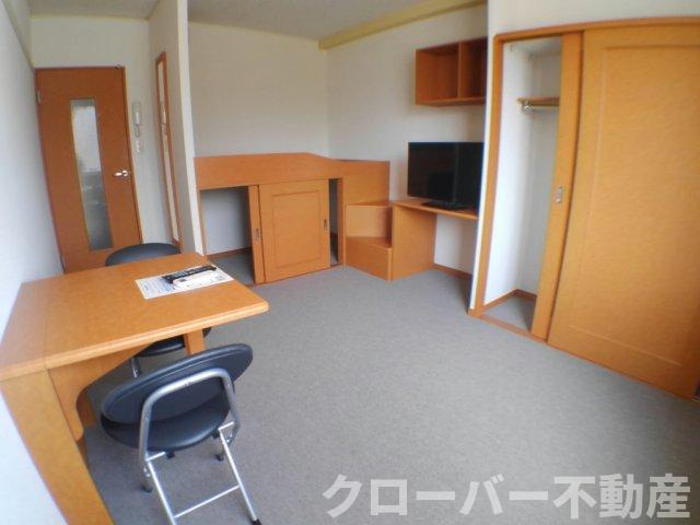 レオパレス天満の寝室