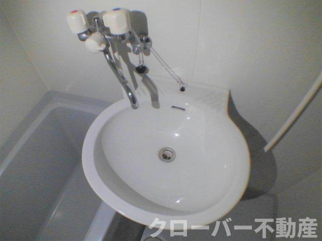 レオパレス天満の洗面所