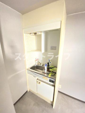 大阪市東淀川区淡路１丁目の賃貸マンションのキッチン