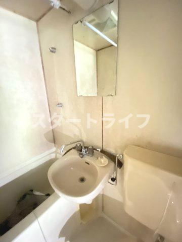 大阪市東淀川区淡路１丁目の賃貸マンションの洗面所