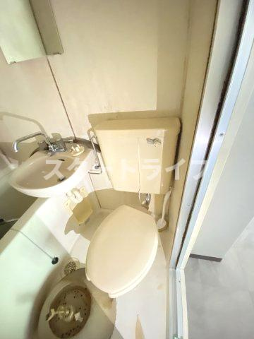 大阪市東淀川区淡路１丁目の賃貸マンションのトイレ