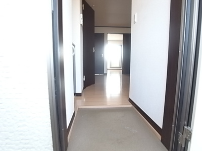 【玄関】 | ミリアビタ二宮 | きれいな玄関です