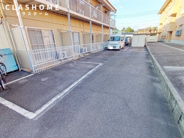 パレス板倉　　刈谷市近郊の賃貸ならクラスホーム刈谷店の駐車場
