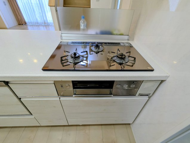 守山区下志段味中古戸建てのキッチン