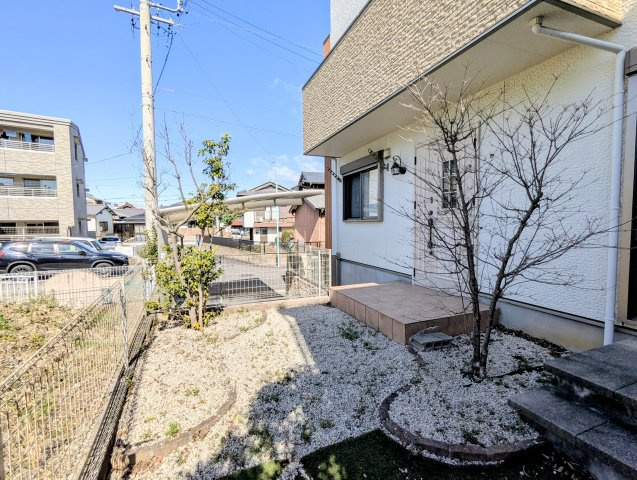 守山区下志段味中古戸建ての庭