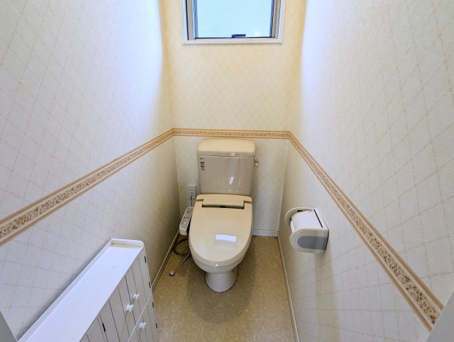 守山区下志段味中古戸建てのトイレ