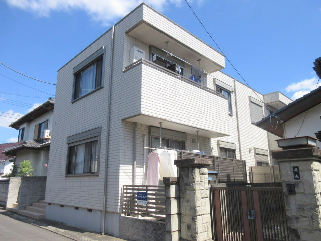 メゾンアゼリア