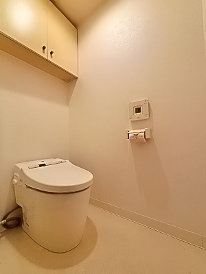 ライオンズマンション青戸第2のトイレ|ドキドキの新生活も、安心してスタート。ぴったりの住まいを見つけませんか？クランディアが一緒に住まい選びをサポートします‼　まずは、お気軽にお問合せください　＃クランディア