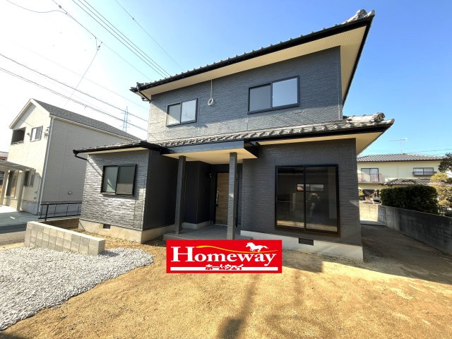 【外観】 | 仲介手数料無料！小羽山小学校に通えるリフォーム済み中古住宅　宇部市大字上宇部広田 | かわいいお家になって誕生しました