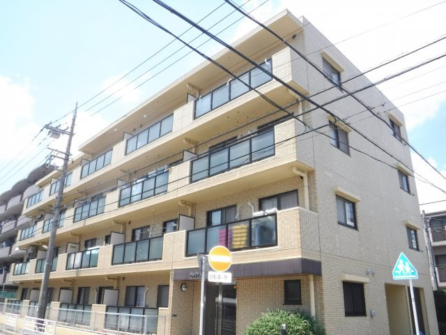 ベルヴィ新城の外観|鉄筋コンクリート造マンション♪