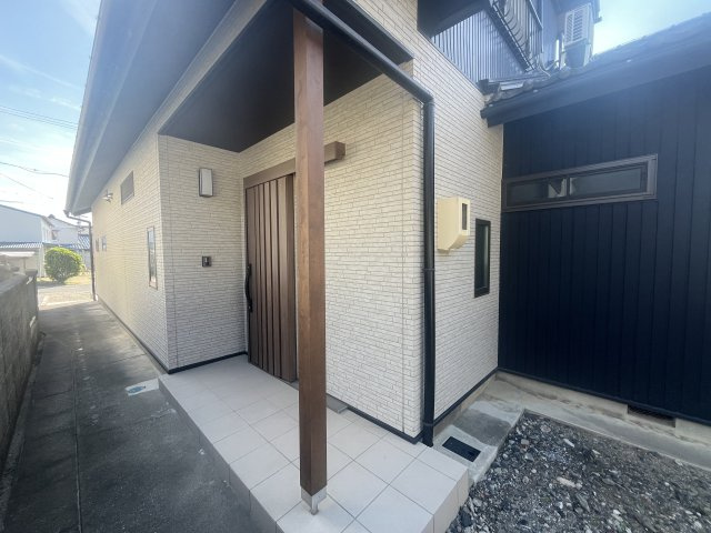 中古住宅　河渡の玄関