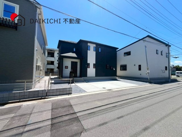 【前面道路含む現地写真】 | 行田市向町　新築戸建　全3棟　2号棟