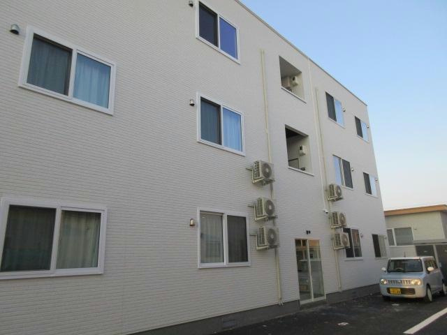 plus Uの外観