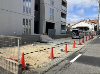 【駐車場】