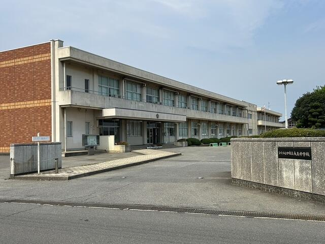 ひたちなか市大字東石川の売地の周辺|中学校