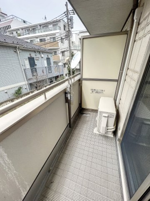 【バルコニー】 | ディアコート方南 | ※同建物ほかのお部屋の写真です。