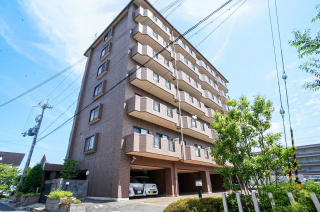 レジデンスコマイ