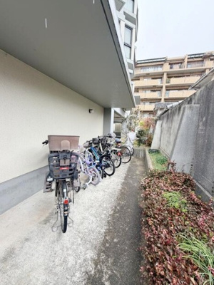 【駐輪場】 | エクセレンス青門 | 広い自転車置き場で出し入れもラクラク♪