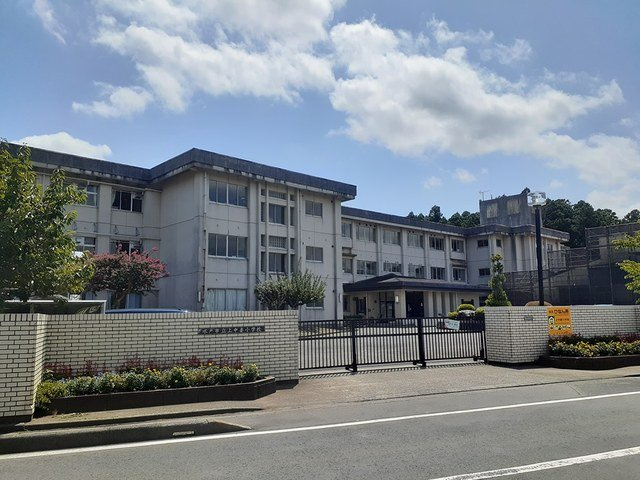 シュティル　Ｂの周辺|上中妻小学校まで110m