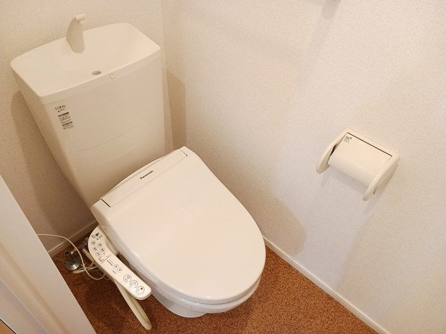 シュティル　Ｂのトイレ|シンプルで使いやすいトイレです