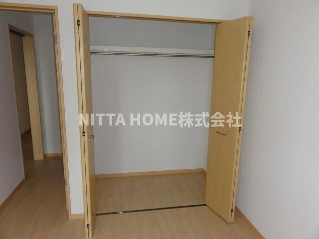 フィオーレの収納|洋室にはそれぞれ収納がついています◇