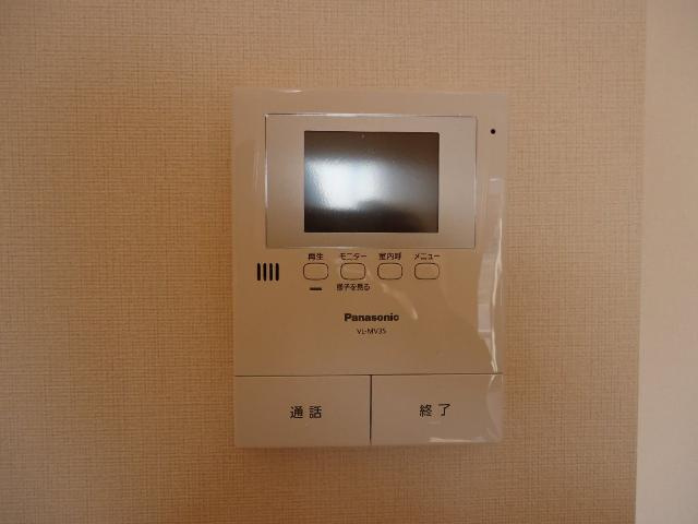 エバーハイムⅡの内装|カメラ付インターホン
