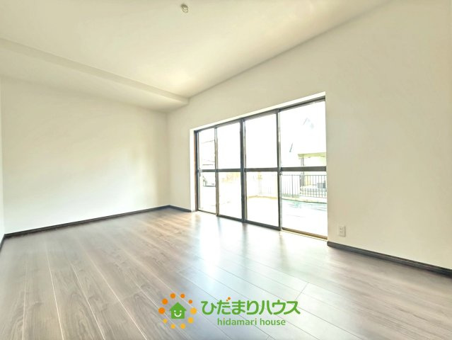 久喜市鷲宮1期　中古一戸建ての洋室