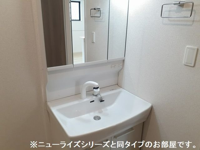パークコートひたちなかＥⅡの洗面所|脱衣スペースもあります