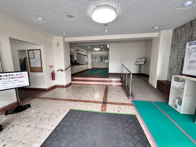 守口スカイハイツのエントランス