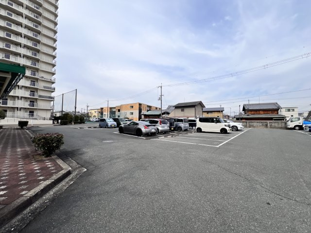 守口スカイハイツの駐車場