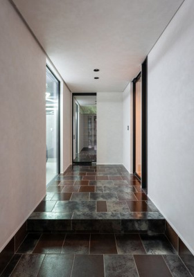 【玄関】 | Vilike一碧湖 | 落ち着いた雰囲気の玄関です