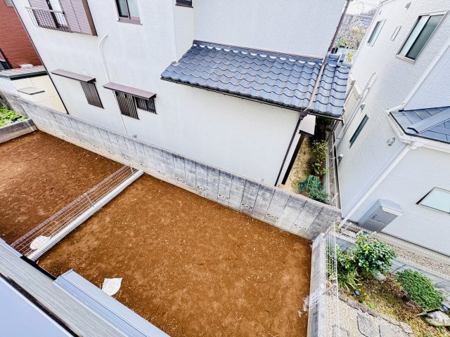 市川市本北方２丁目新築戸建【北方小学校：6分】の展望|バルコニーより南側眺望・南側庭スペースにつき日当たり良好♪