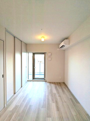 ニド元浅草の設備|リビングにエアコン付きです、インターネット無料