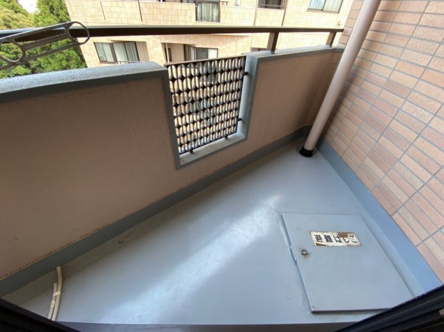 陽当たり良好なバルコニーです！