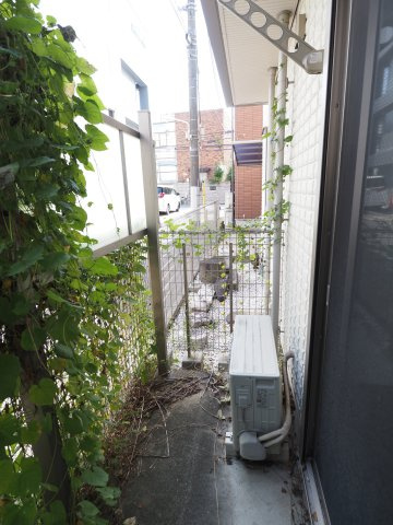 【バルコニー】 | CLOVER COURT | ※同物件の別部屋参考写真です