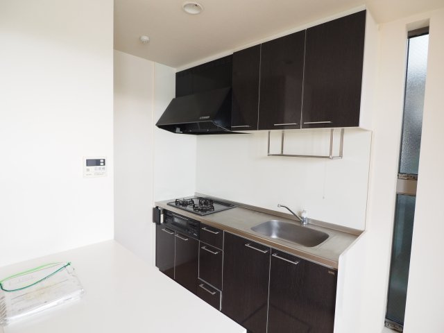 【キッチン】 | CLOVER COURT | ※同物件の別部屋参考写真です