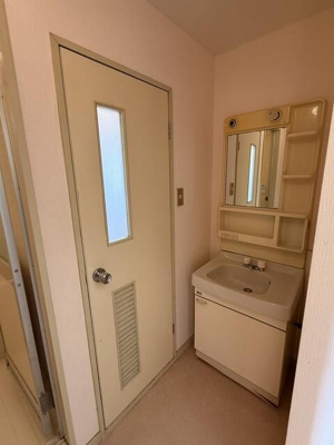 【洗面所】 | フローラル今泉