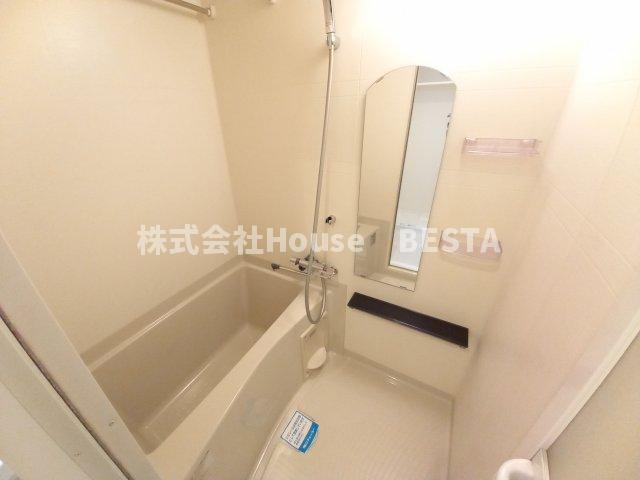 LEGESTA兵庫リバージュの浴室