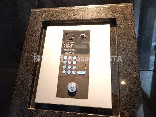 LEGESTA兵庫リバージュのエントランス