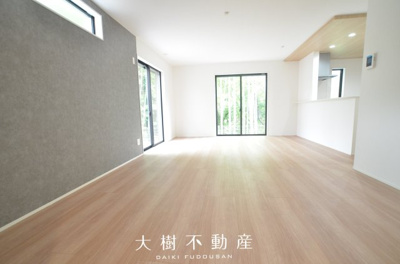 【居間・リビング】 | 綾瀬市小園　新築戸建て　全7棟【仲介手数料無料】