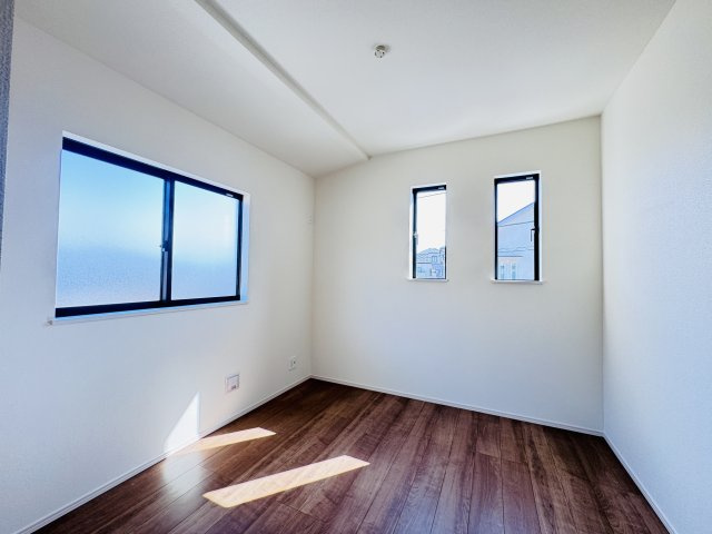 市川市北国分2丁目2603番の洋室|5.06帖洋室