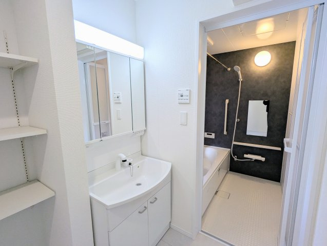 瀬戸市幡野町　全1棟の独立洗面台