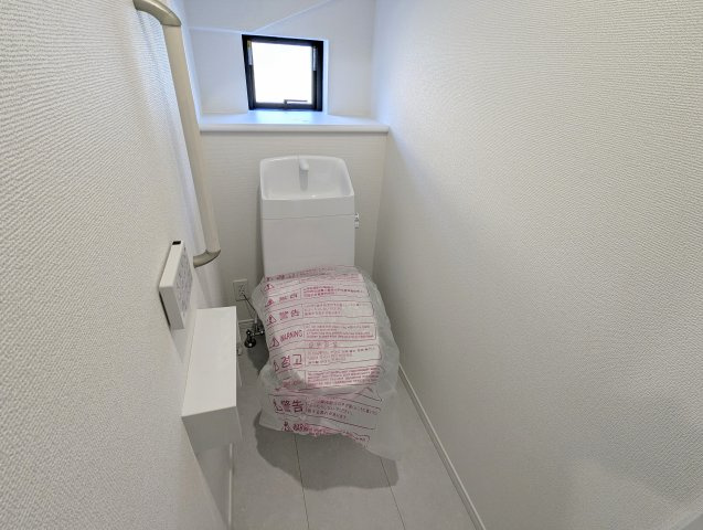 瀬戸市幡野町　全1棟のトイレ