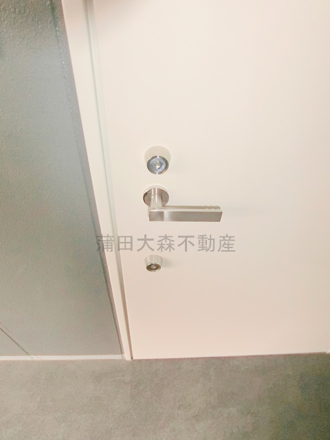 V-music蒲田の玄関|ダブルロック