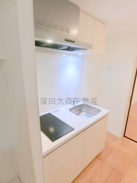 V-music蒲田のキッチン|2口IHシステムキッチン