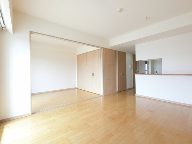 【居間・リビング】