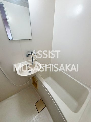 クラウディⅡの浴室|写真：設備同仕様の別物件です