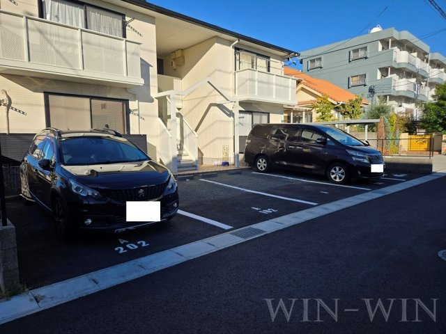 グリーンステージ東橋良 Aの駐車場