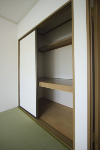 フローラルレーンの収納